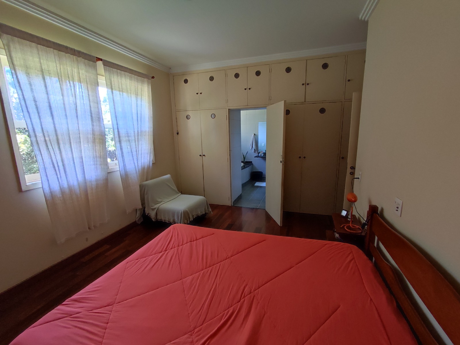 Imagem Chácara com 4 Quartos à Venda, 295 m²em Sousas - Campinas Imagem Chácara com 4 Quartos à Venda, 295 m²em Sousas - Campinas