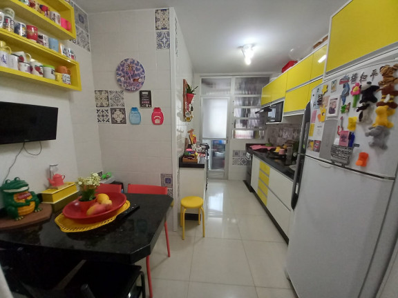 Imagem Apartamento com 2 Quartos à Venda, 69 m²em Centro - Florianópolis