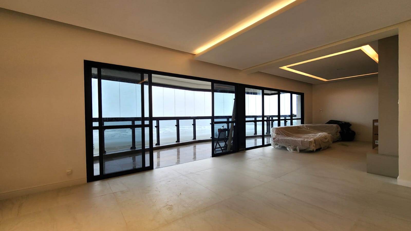 Imagem Apartamento com 4 Quartos à Venda, 251 m²em Pompéia - Santos Imagem Apartamento com 4 Quartos à Venda, 251 m²em Pompéia - Santos