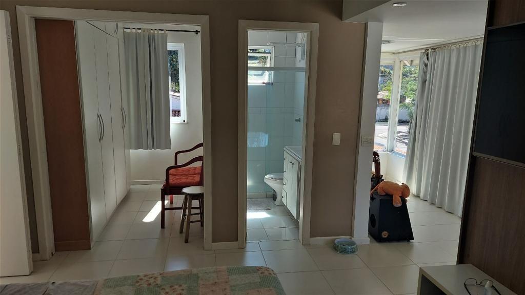 Imagem Casa com 4 Quartos à Venda, 360 m²em São Francisco - Niterói Imagem Casa com 4 Quartos à Venda, 360 m²em São Francisco - Niterói