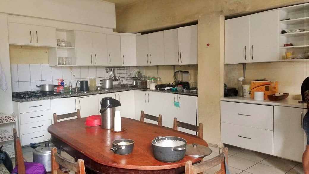 Imagem Casa com 6 Quartos à Venda, 280 m²em Adrianópolis - Manaus