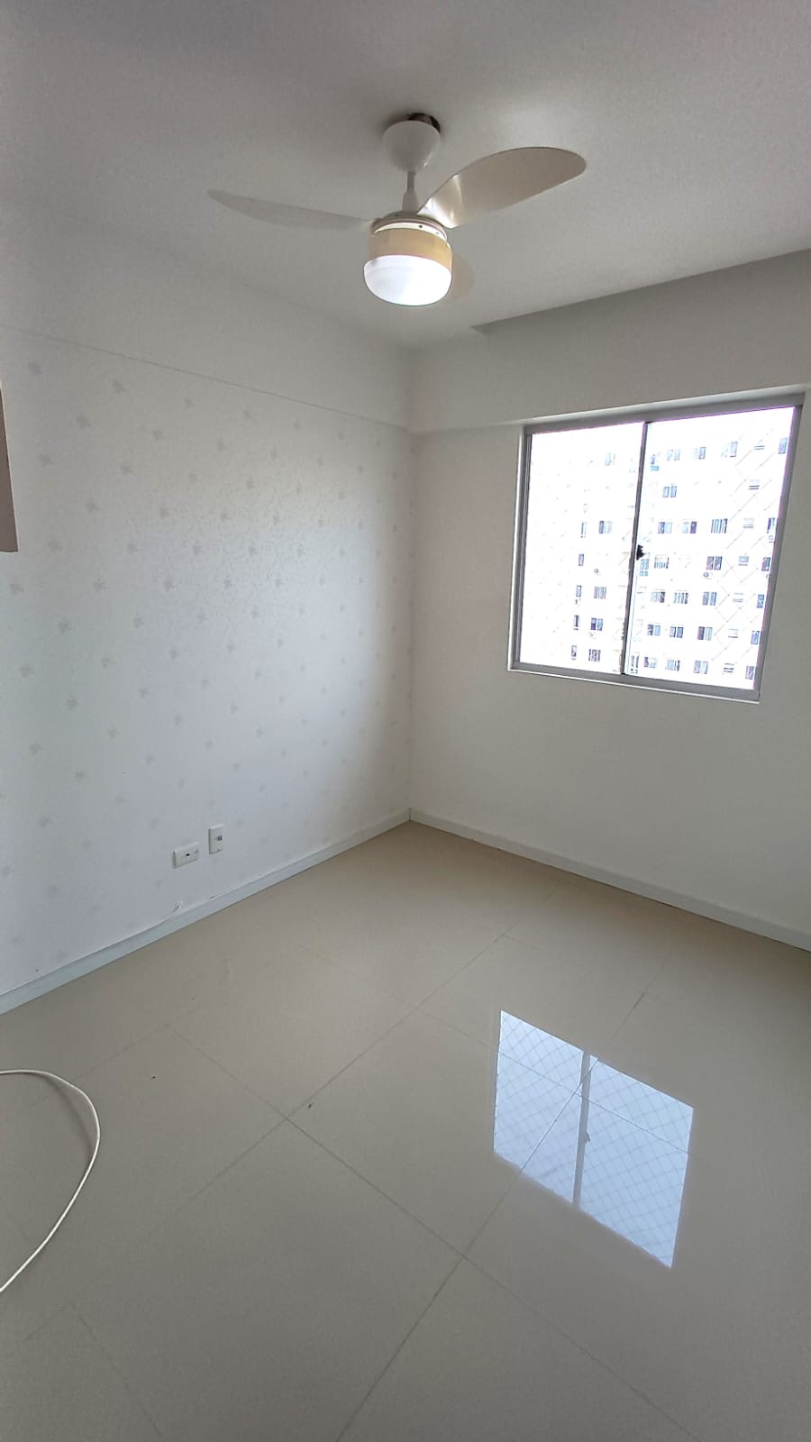 Imagem Apartamento com 2 Quartos à Venda, 52 m²em Centro  - Lauro de Freitas 