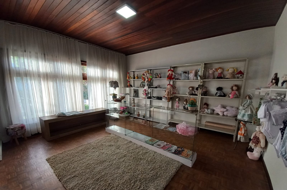 Imagem Casa com 3 Quartos à Venda, 265 m²em Oficinas - Ponta Grossa