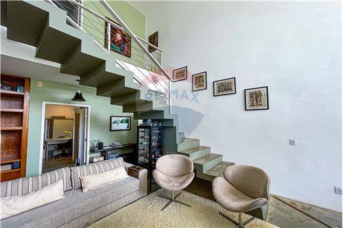 Imagem Casa de Condomínio com 3 Quartos à Venda, 293 m²em Centro - Jambeiro
