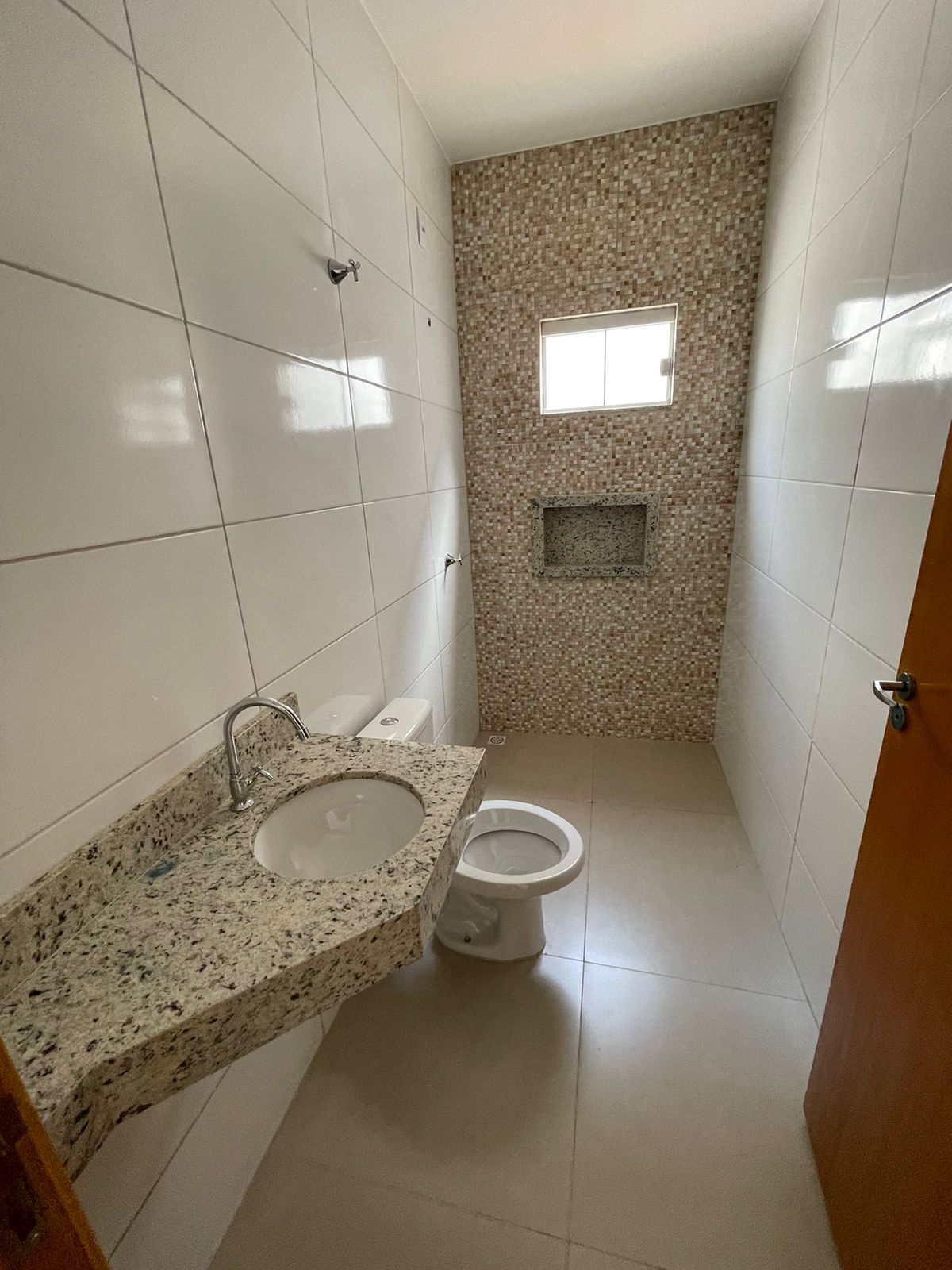 Imagem Casa com 3 Quartos à Venda, 102 m²em Jardim Bom Jesus - Goiânia Imagem Casa com 3 Quartos à Venda, 102 m²em Jardim Bom Jesus - Goiânia