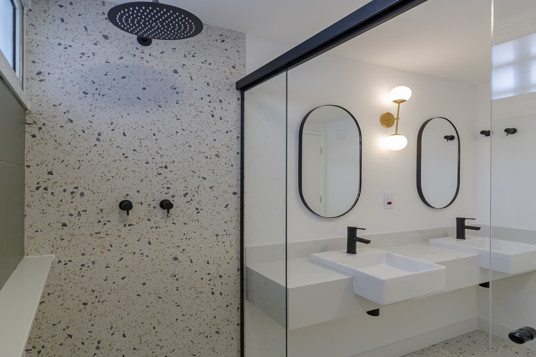 Imagem Apartamento com 2 Quartos à Venda, 97 m²em Bela Vista - São Paulo