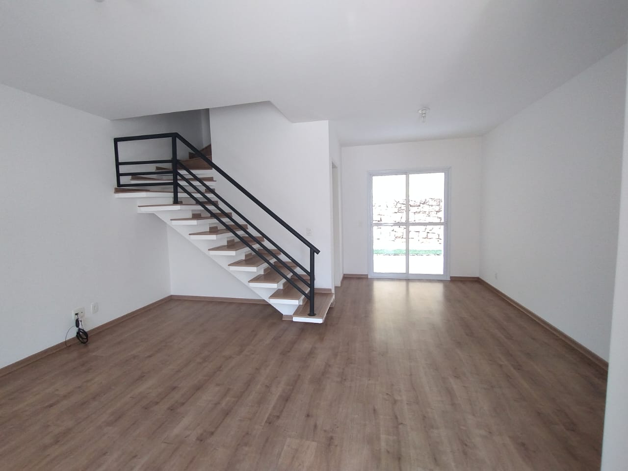 Imagem Casa de Condomínio com 3 Quartos para Alugar, 105 m²em Paisagem Renoir - Cotia Imagem Casa de Condomínio com 3 Quartos para Alugar, 105 m²em Paisagem Renoir - Cotia