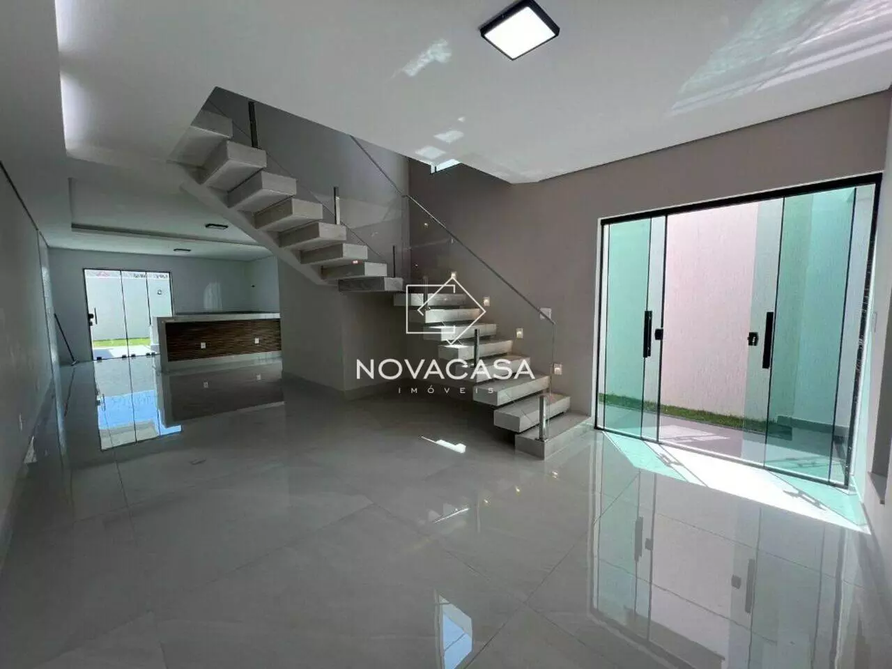 Imagem Casa com 4 Quartos à Venda, 150 m² em Planalto - Belo Horizonte