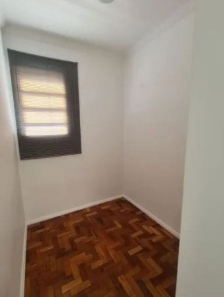 Imagem Apartamento com 2 Quartos à Venda, 75 m² em Várzea - Teresópolis