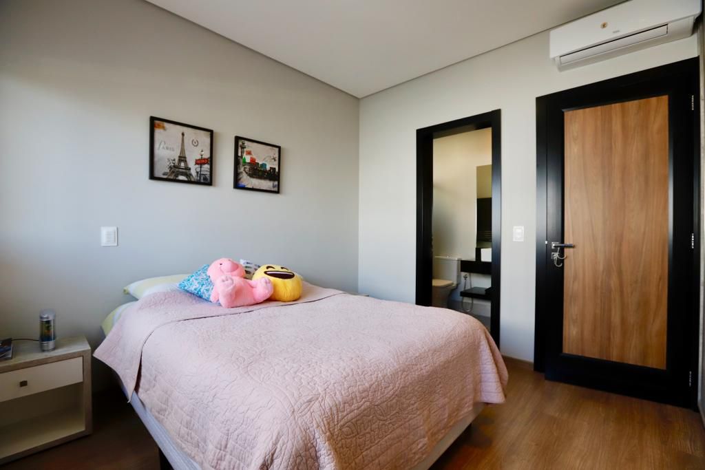 Imagem Casa de Condomínio com 3 Quartos à Venda, 238 m²em KLP - Foz do Iguaçu Imagem Casa de Condomínio com 3 Quartos à Venda, 238 m²em KLP - Foz do Iguaçu