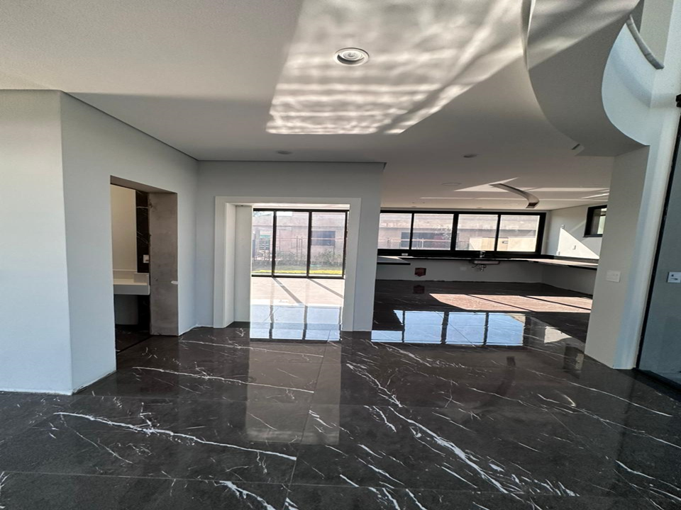 Imagem Casa de Condomínio com 4 Quartos à Venda, 379 m²em Jacaré - Cabreúva - SP
