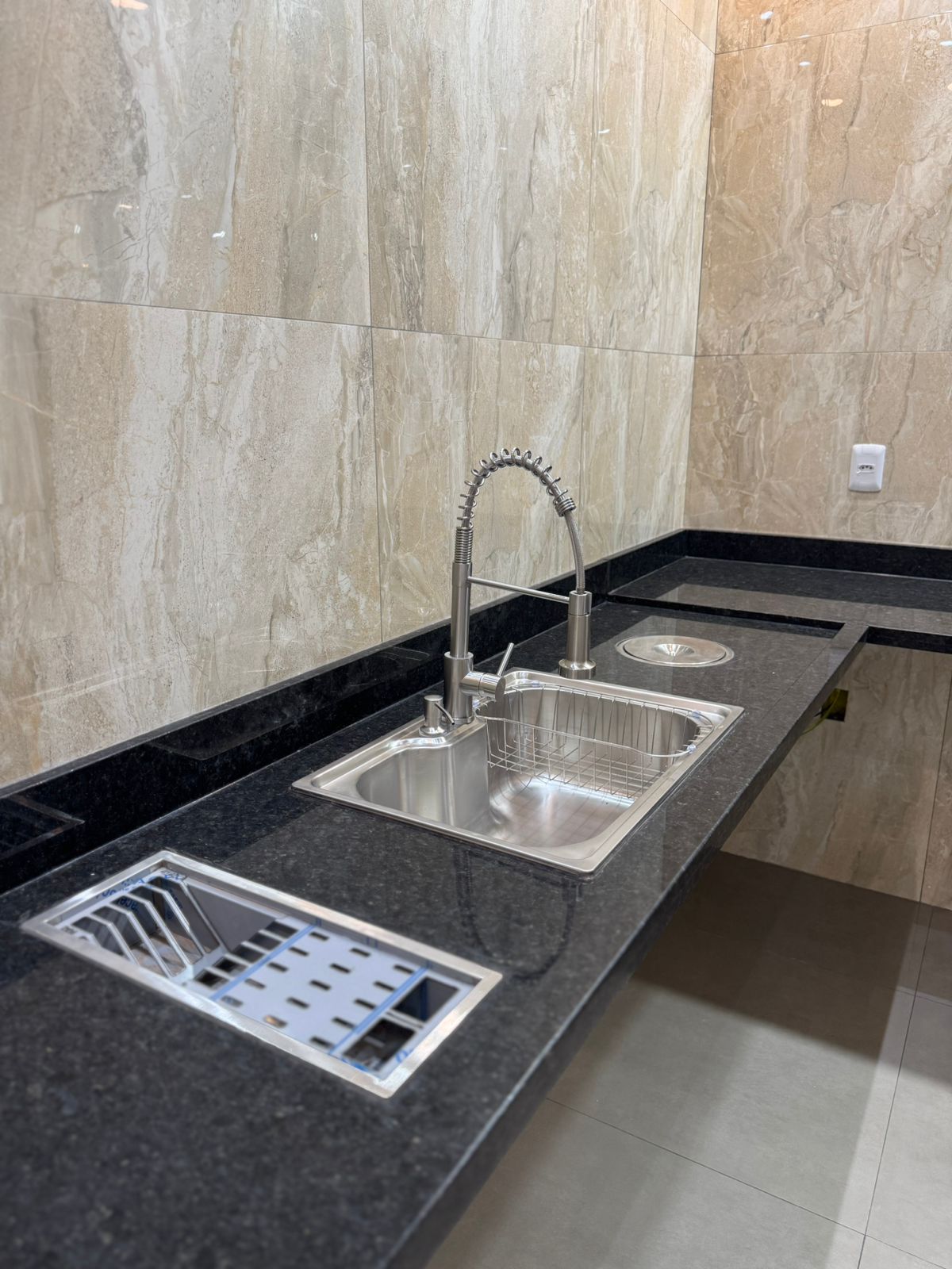 Imagem Casa com 4 Quartos à Venda, 253 m² em Jardim Floresta - Boa Vista