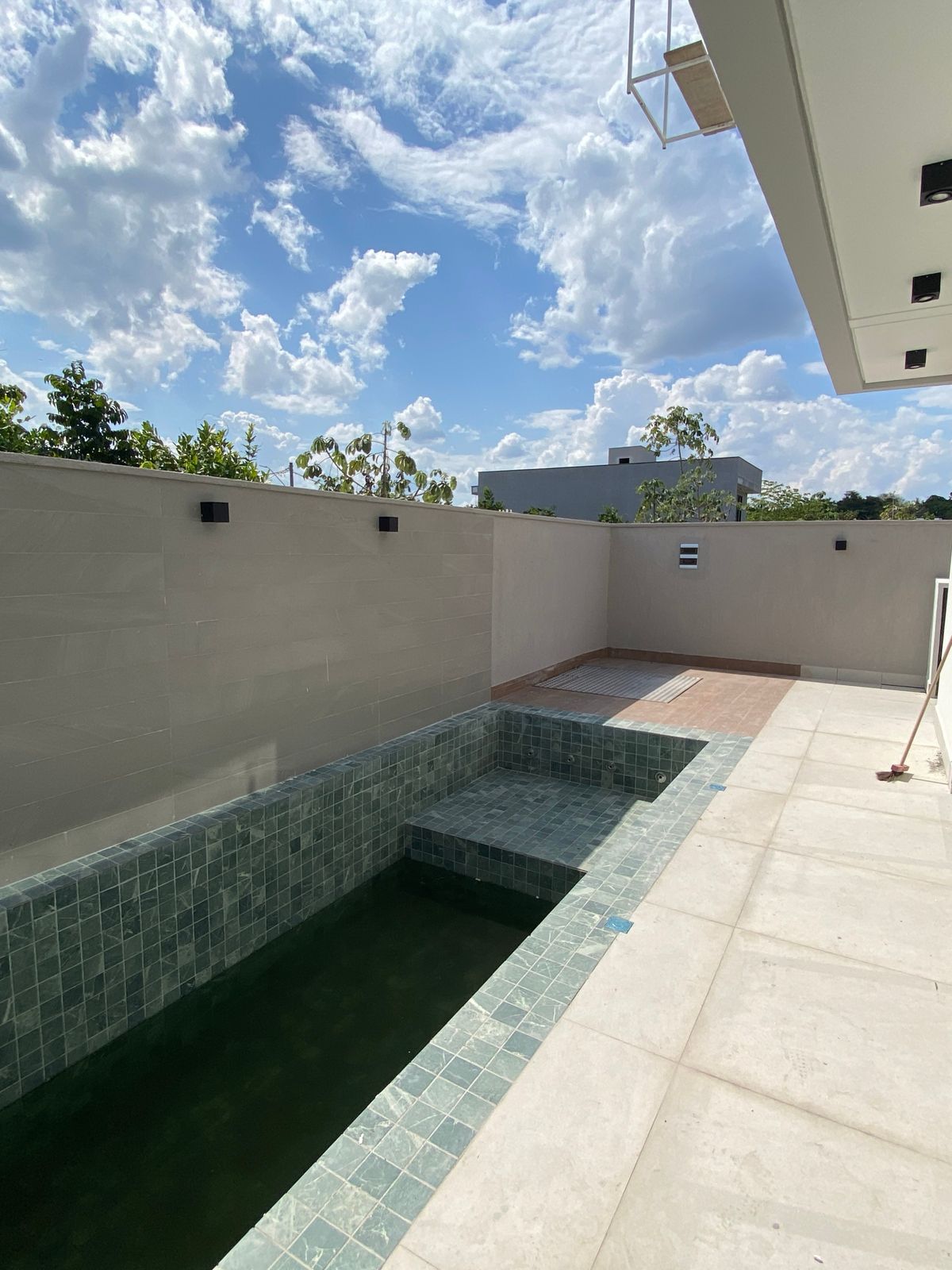 Imagem Casa de Condomínio com 4 Quartos à Venda, 271 m² em Ponta Negra - Manaus
