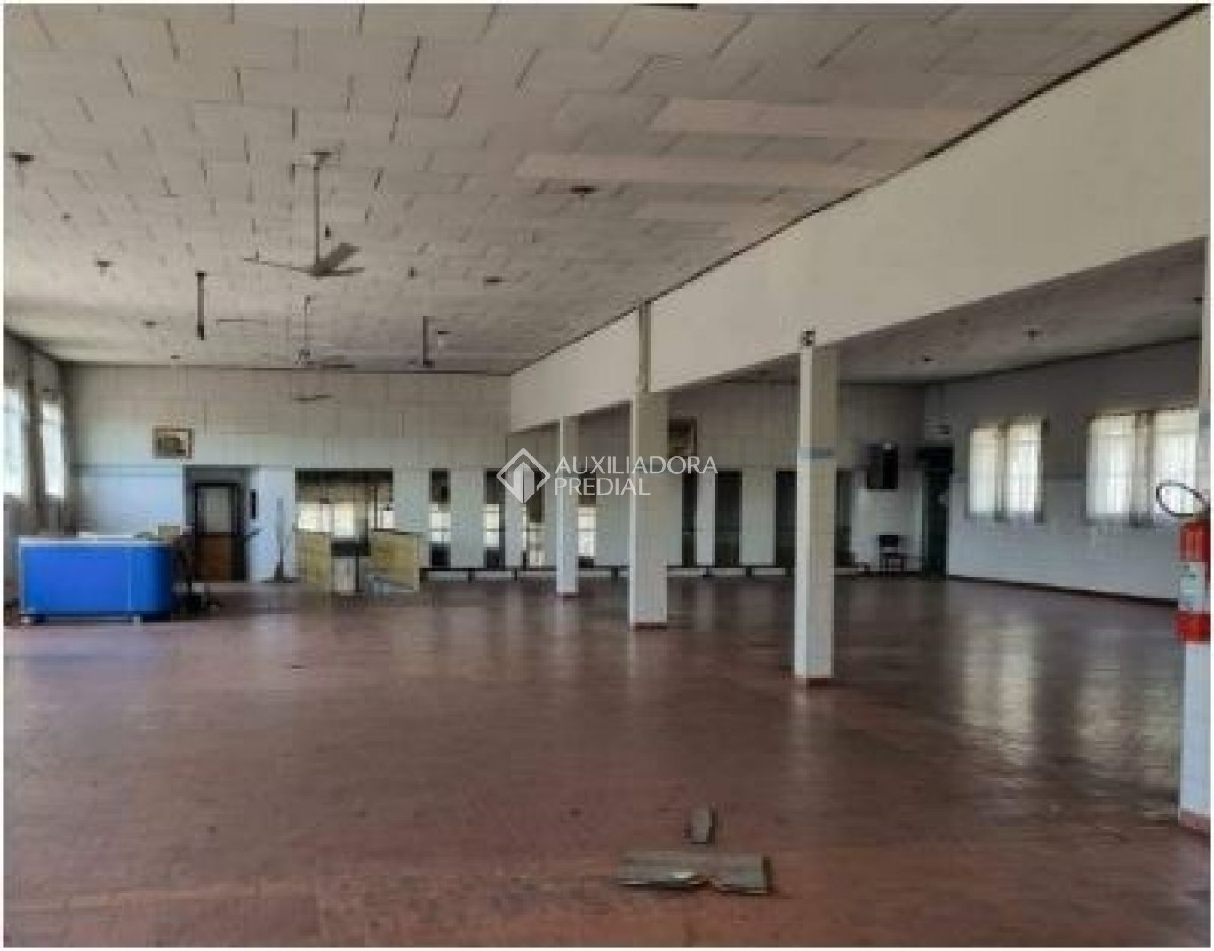 Imagem Imóvel Comercial à Venda, 2.590 m² em - Imagem Imóvel Comercial à Venda, 2.590 m² em -