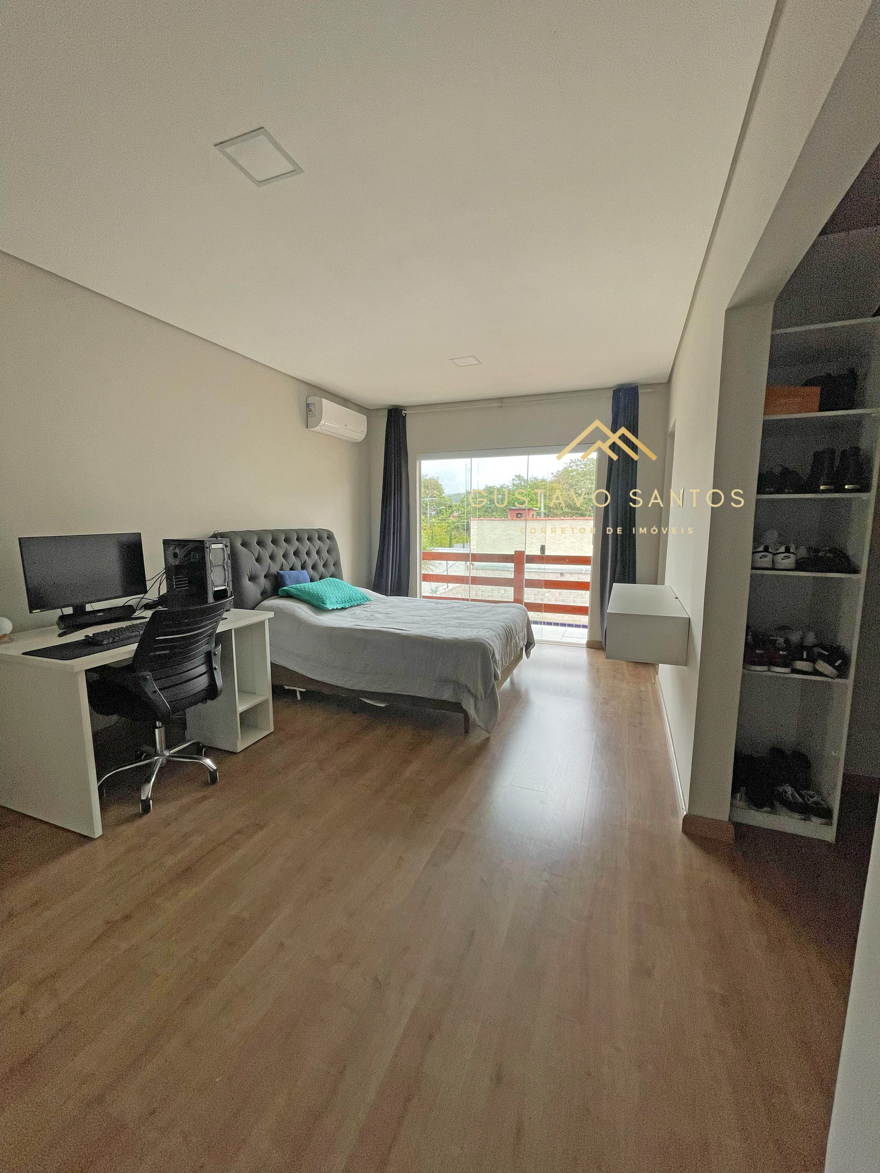 Imagem Casa com 3 Quartos à Venda, 250 m²em Pinheirinho - Itajubá