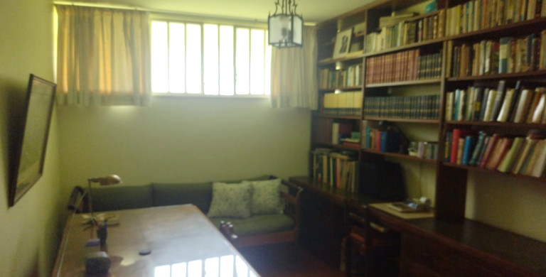 Imagem Casa com 6 Quartos à Venda, 300 m² em Bingen - Petrópolis Imagem Casa com 6 Quartos à Venda, 300 m² em Bingen - Petrópolis
