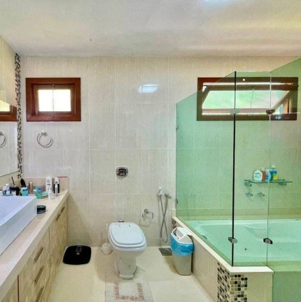 Imagem Casa de Condomínio com 4 Quartos à Venda, 550 m² em Três Córregos - Teresópolis