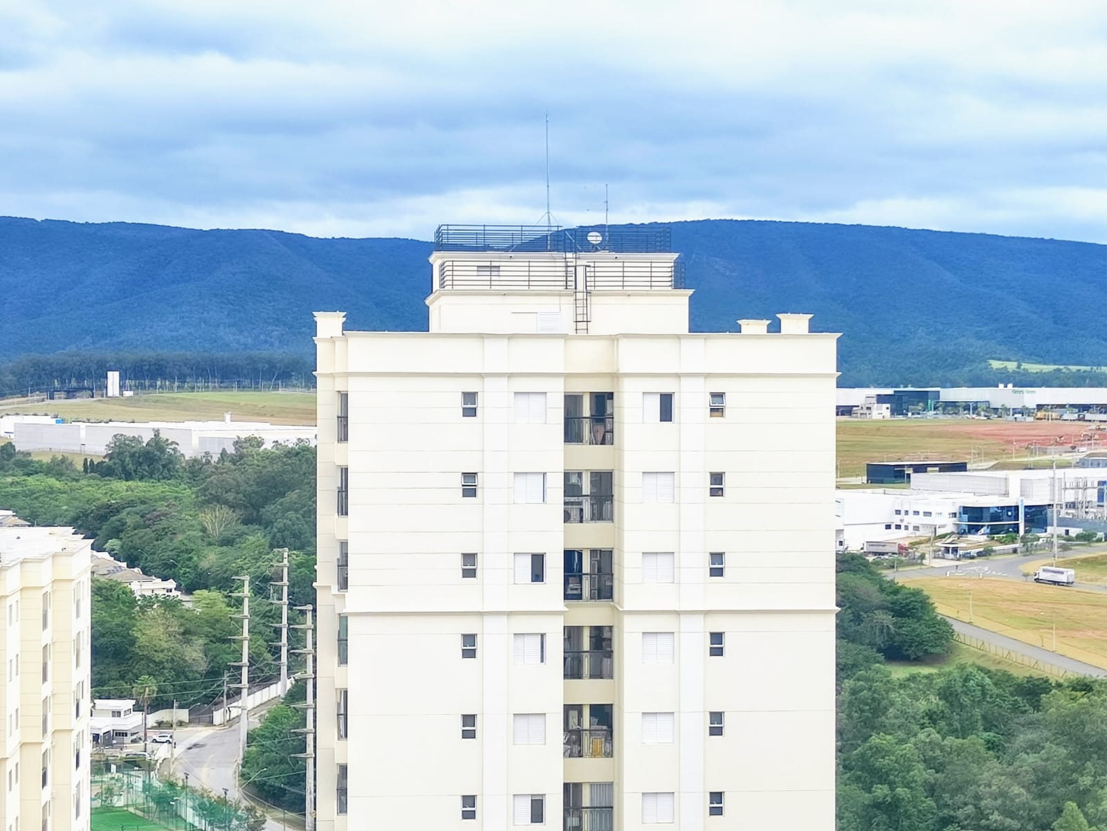Imagem Apartamento com 4 Quartos à Venda, 131 m²em Jardim Ermida I - Jundiaí