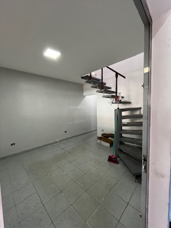 Imagem Sobrado com 2 Quartos para Alugar, 130 m²em Jardim São Domingos - Guarulhos Imagem Sobrado com 2 Quartos para Alugar, 130 m²em Jardim São Domingos - Guarulhos