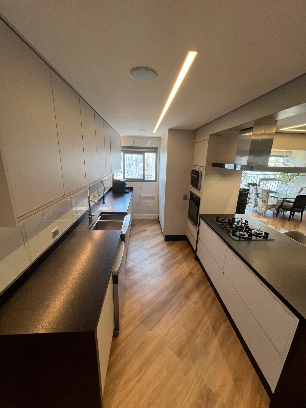 Imagem Apartamento com 3 Quartos à Venda, 149 m²em Vila Santa Catarina - São Paulo Imagem Apartamento com 3 Quartos à Venda, 149 m²em Vila Santa Catarina - São Paulo