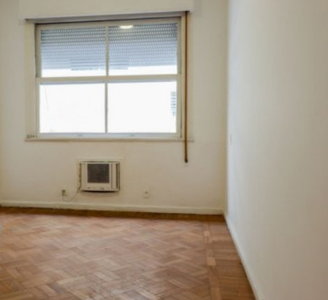 Imagem Apartamento com 3 Quartos à Venda, 250 m² em Copacabana - Rio de Janeiro Imagem Apartamento com 3 Quartos à Venda, 250 m² em Copacabana - Rio de Janeiro