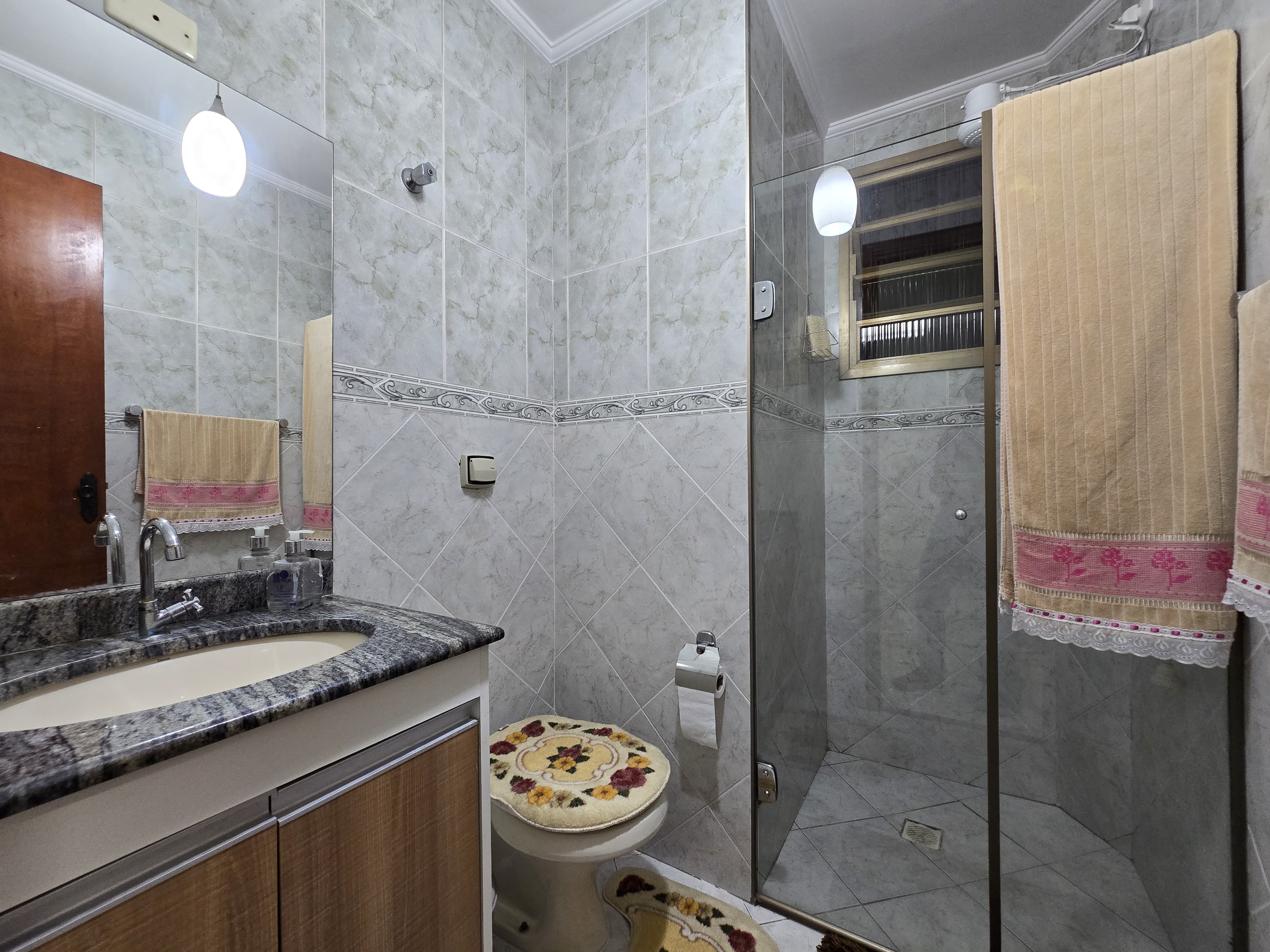 Imagem Casa com 3 Quartos à Venda, 110 m²em Boqueirão - Santos