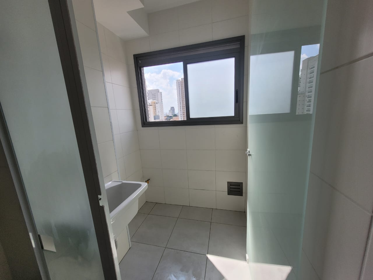 Imagem Studio com 1 Quarto à Venda, 27 m²em Vila Dom Pedro I - São Paulo Imagem Studio com 1 Quarto à Venda, 27 m²em Vila Dom Pedro I - São Paulo
