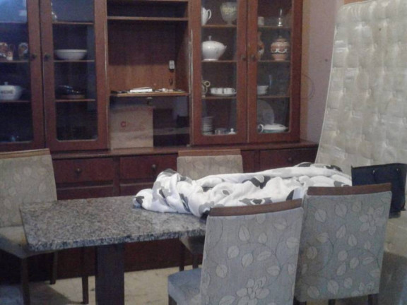 Imagem Casa com 3 Quartos à Venda, 250 m² em Petrópolis - Porto Alegre
