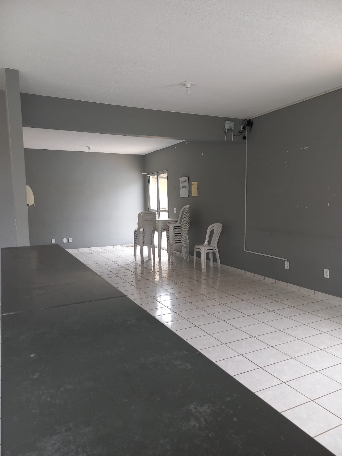Imagem Apartamento com 2 Quartos à Venda, 45 m² em Inhoaíba - Rio de Janeiro