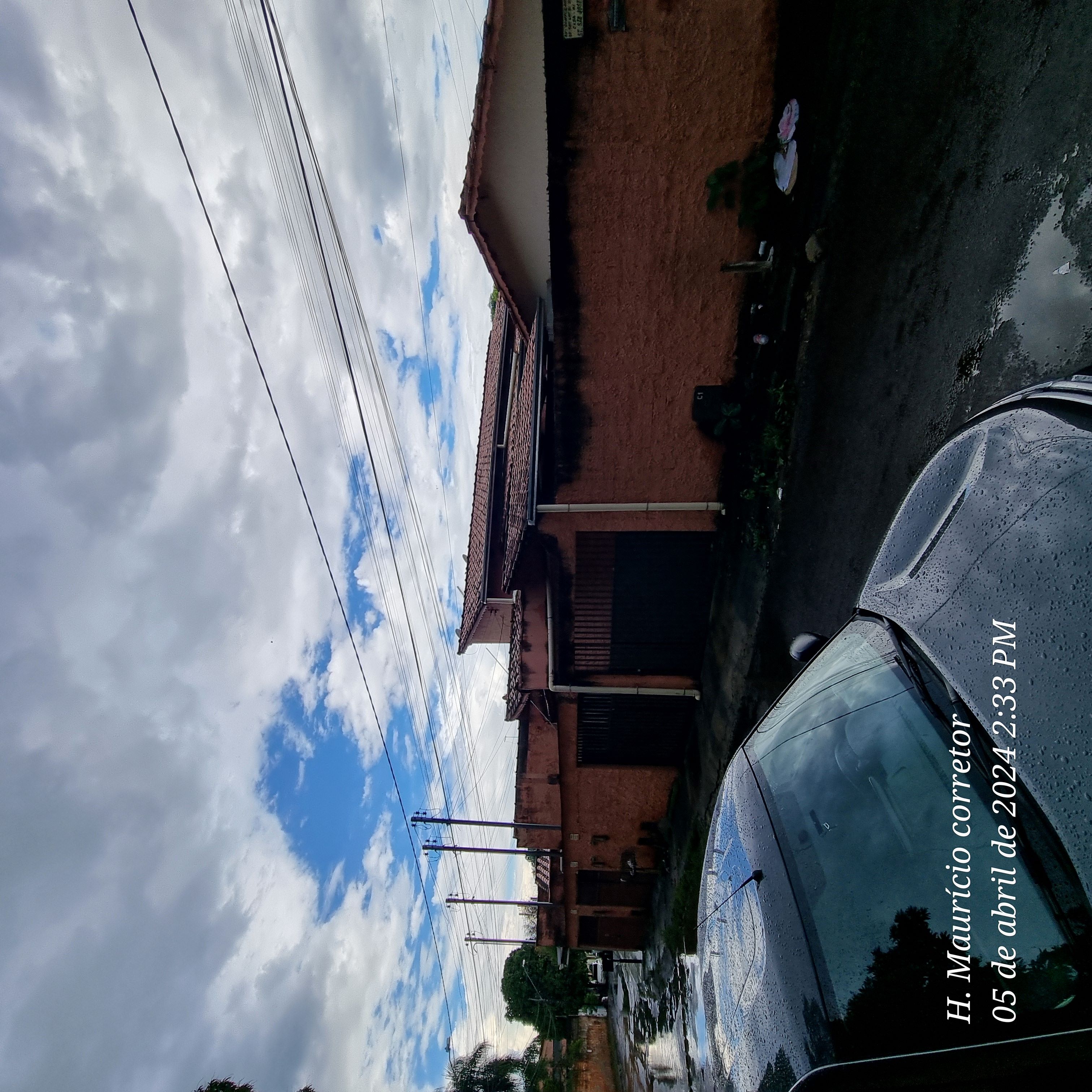 Imagem Casa com 10 Quartos à Venda, 268 m²em Setor São José - Goiânia