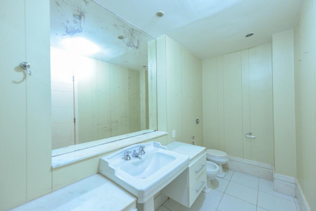 Imagem Apartamento com 3 Quartos à Venda, em Glória - Rio de Janeiro Imagem Apartamento com 3 Quartos à Venda, em Glória - Rio de Janeiro