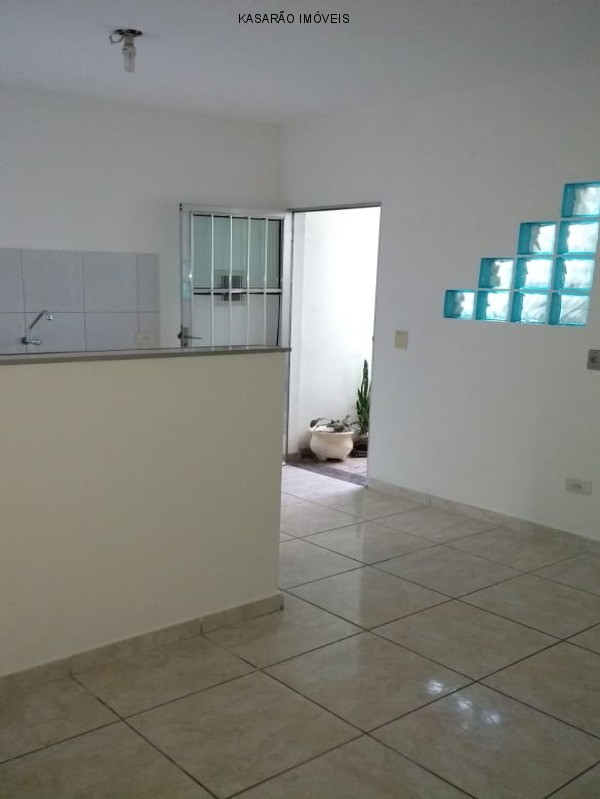 Imagem Casa com 1 Quarto para Alugar, 35 m²em Jardim Santo Elias - São Paulo Imagem Casa com 1 Quarto para Alugar, 35 m²em Jardim Santo Elias - São Paulo