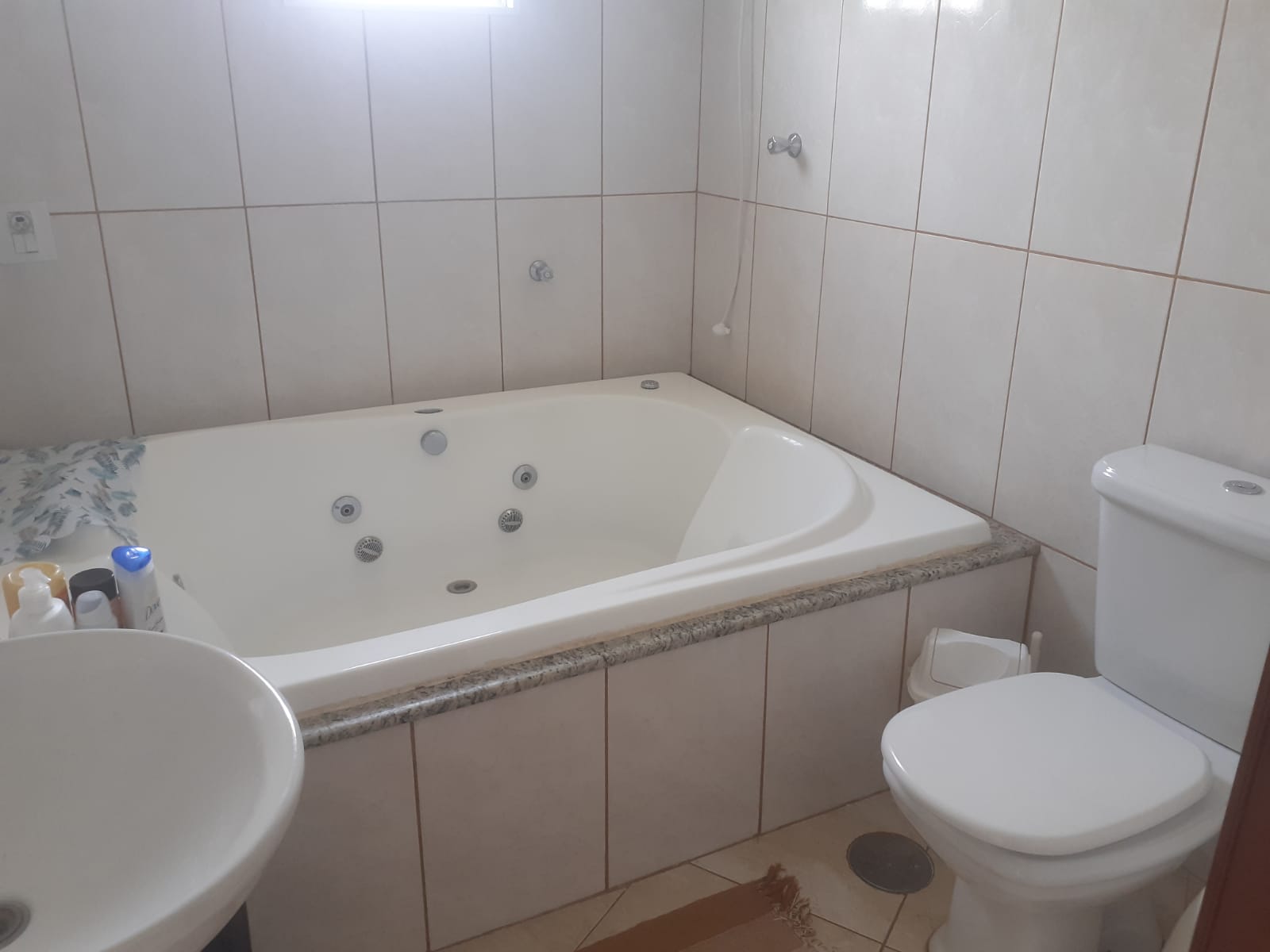 Imagem Chácara com 7 Quartos à Venda, 520 m² em Loteamento Recanto Por do Sol - Atibaia Imagem Chácara com 7 Quartos à Venda, 520 m² em Loteamento Recanto Por do Sol - Atibaia