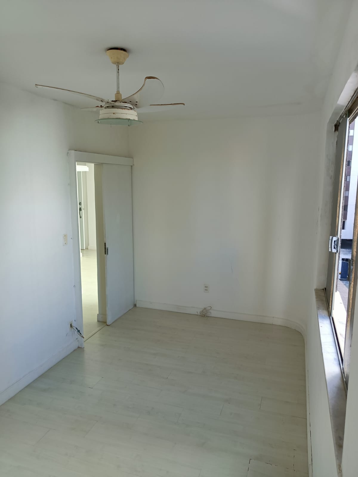Imagem Apartamento com 2 Quartos à Venda, 81 m²em Jardim Armação - Salvador