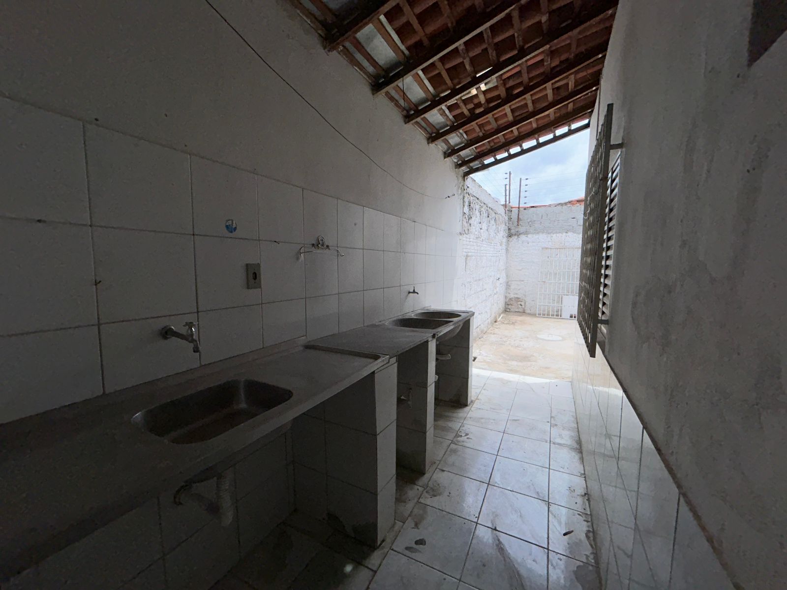 Imagem Casa com 3 Quartos à Venda, 200 m² em Saci - Teresina Imagem Casa com 3 Quartos à Venda, 200 m² em Saci - Teresina