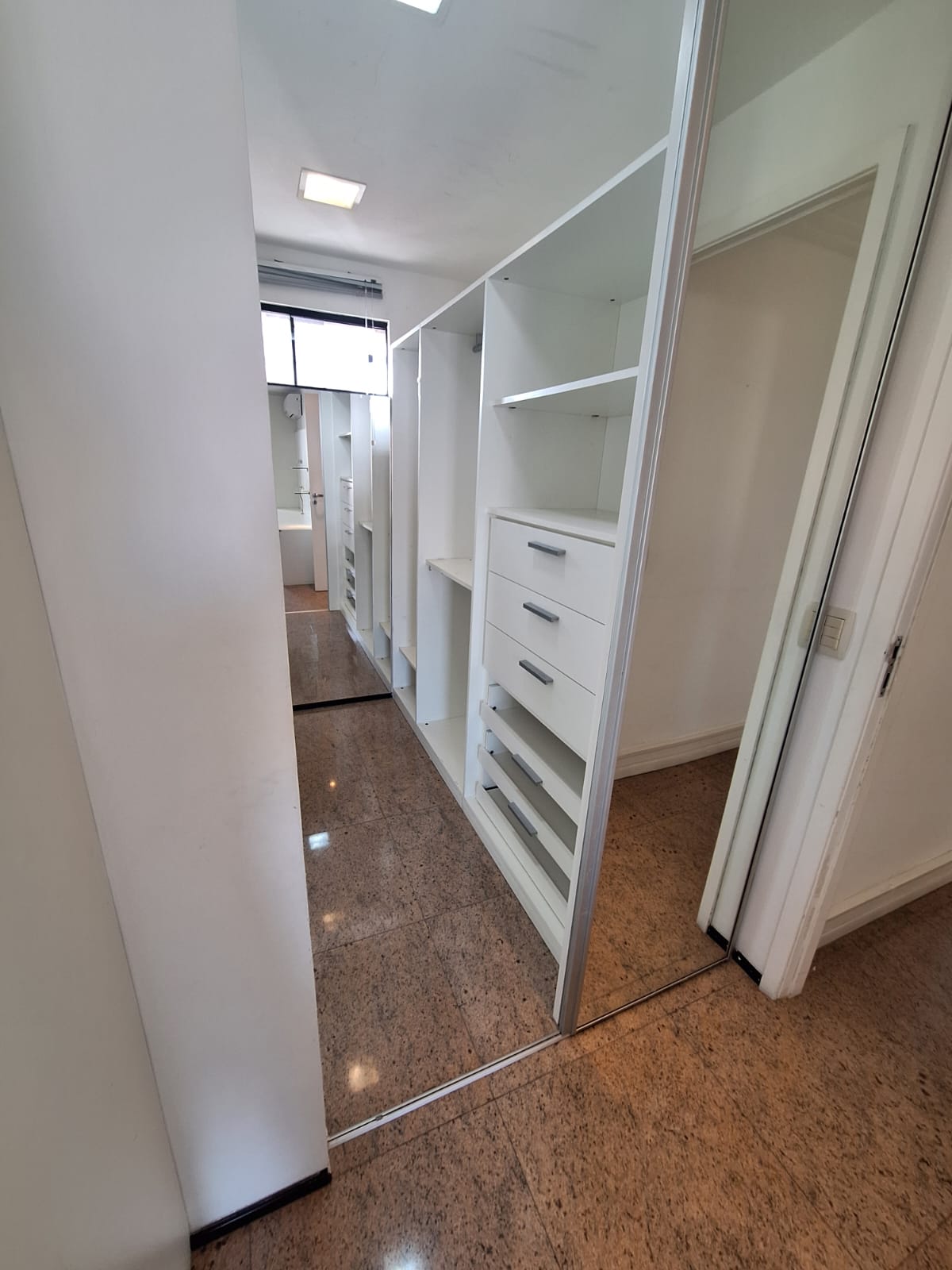 Imagem Apartamento com 3 Quartos à Venda, 150 m² em Aldeota - Fortaleza Imagem Apartamento com 3 Quartos à Venda, 150 m² em Aldeota - Fortaleza