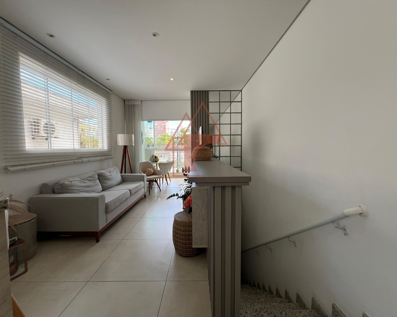 Imagem Casa com 2 Quartos à Venda, 80 m² em Embaré - Santos