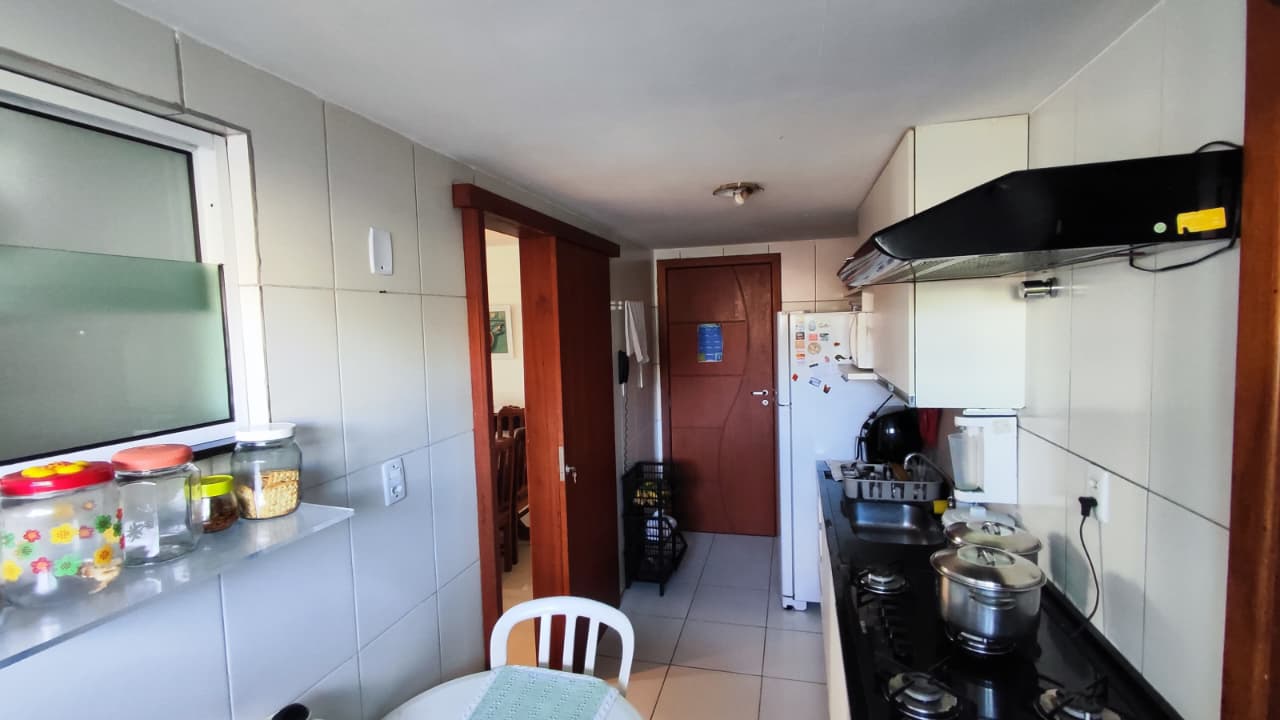 Imagem Apartamento com 3 Quartos à Venda, 92 m² em Pitangueiras - Lauro de Freitas