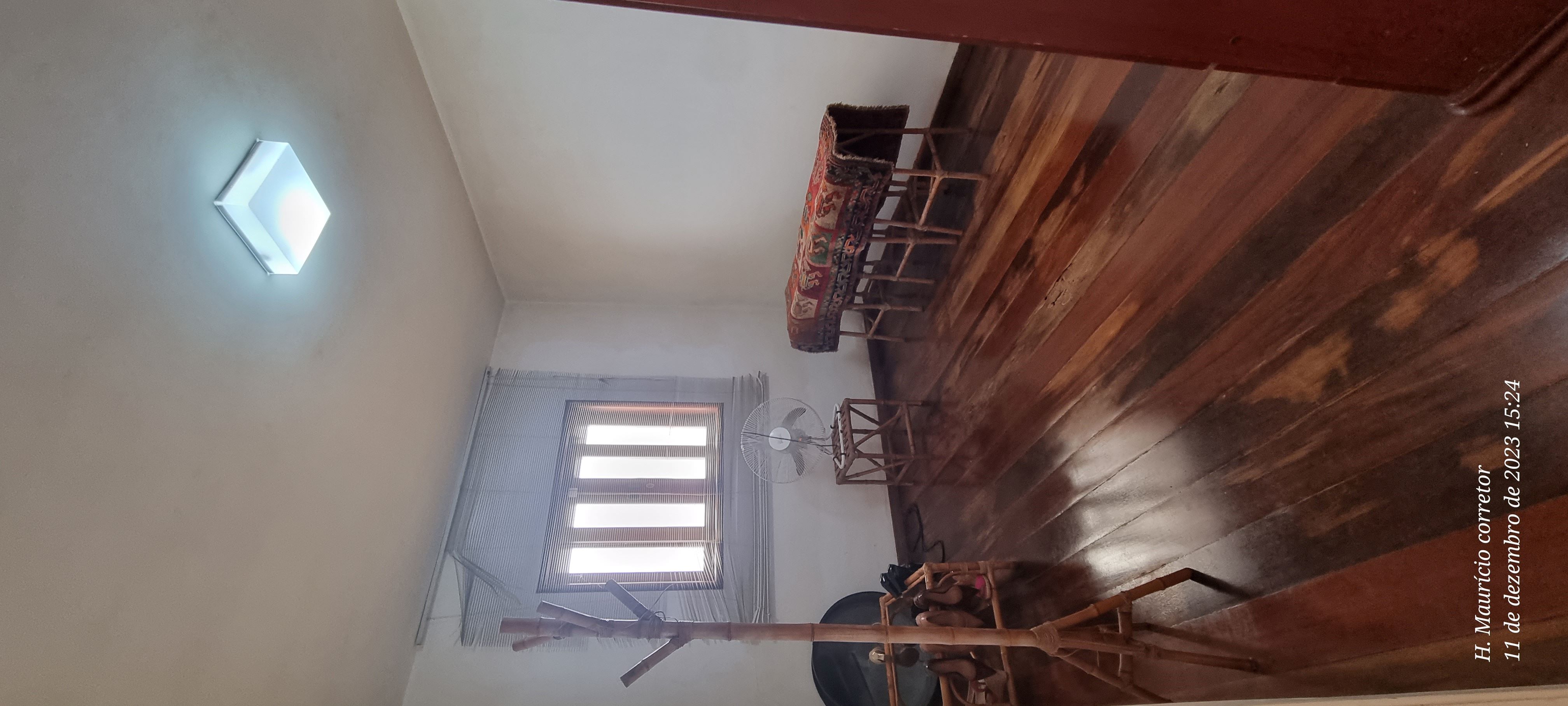 Imagem Casa com 4 Quartos à Venda, 240 m²em Setor Jaó - Goiânia