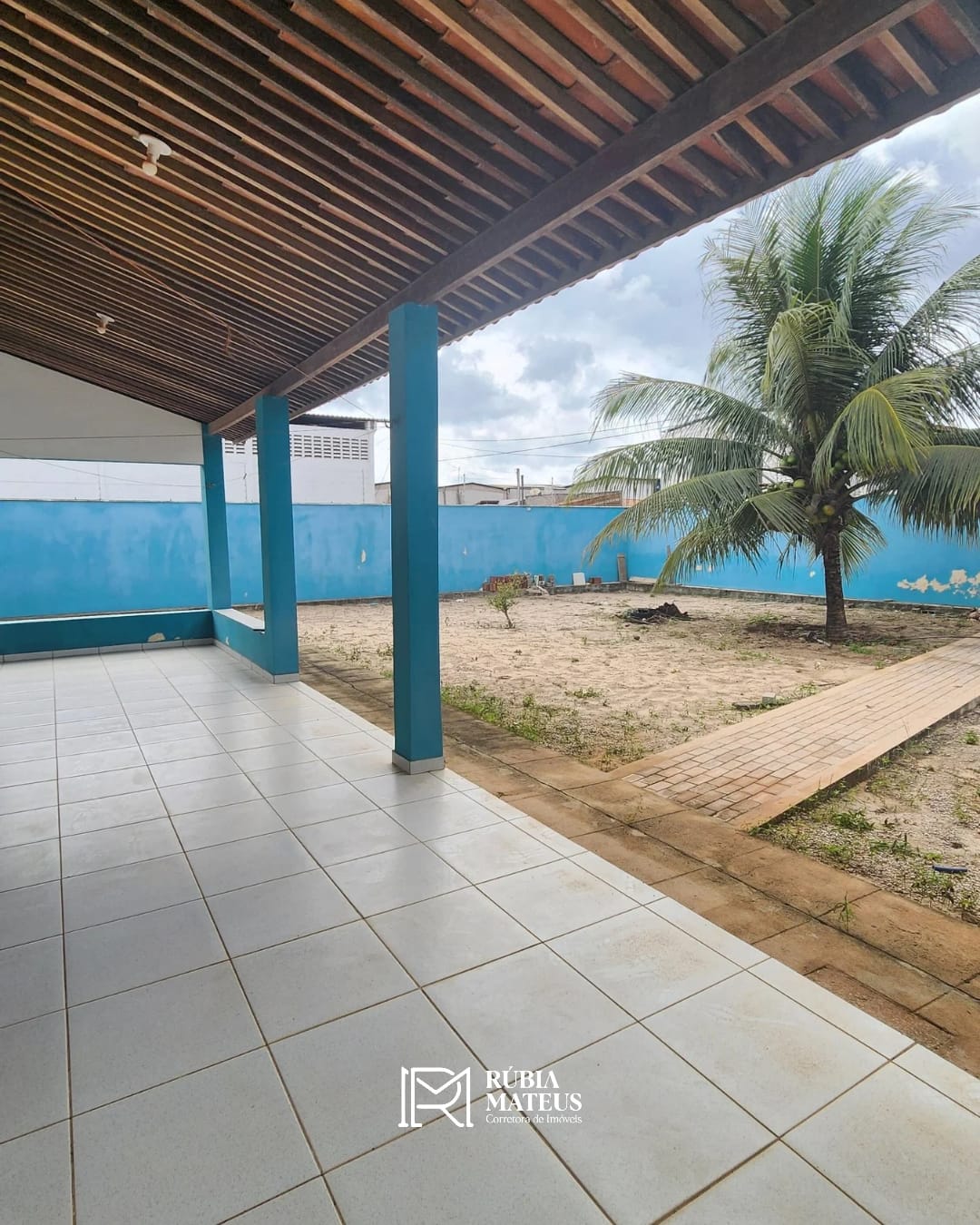 Imagem Casa com 1 Quarto à Venda, 70 m² em Cajupiranga - Parnamirim Imagem Casa com 1 Quarto à Venda, 70 m² em Cajupiranga - Parnamirim