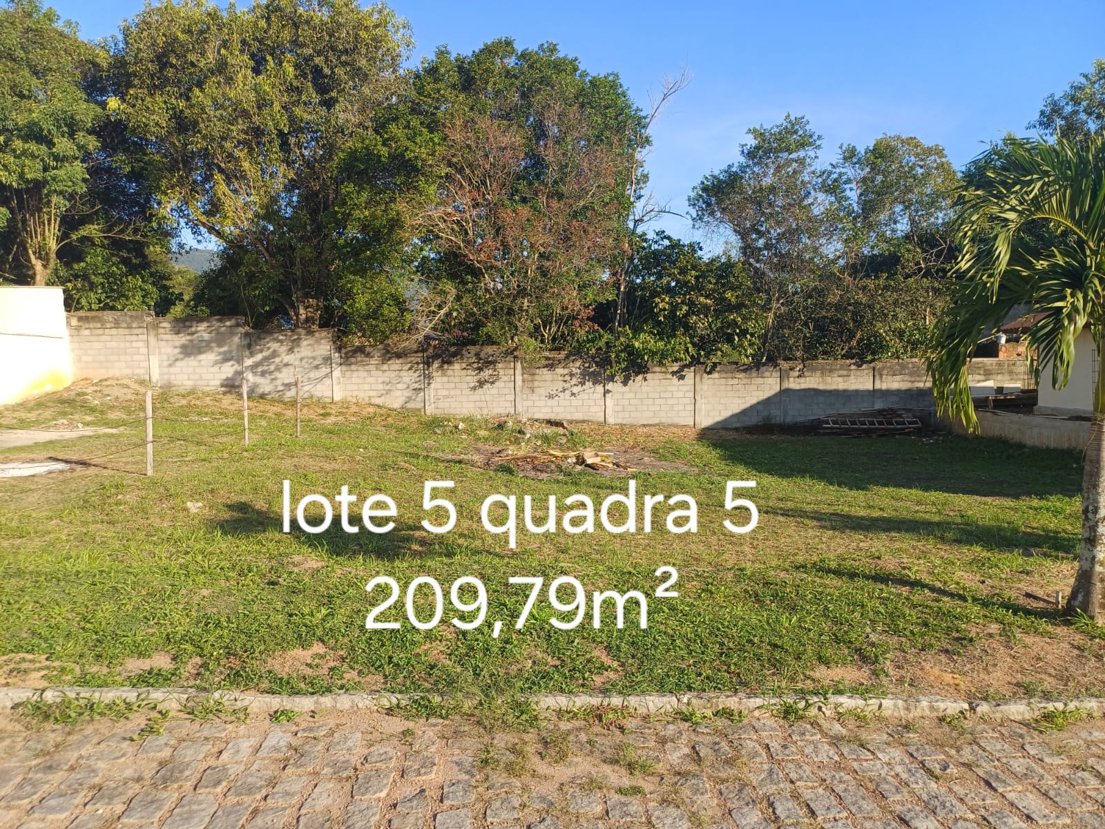Imagem Terreno em Condomínio à Venda, 210 m² em Guaratiba - Rio de Janeiro Imagem Terreno em Condomínio à Venda, 210 m² em Guaratiba - Rio de Janeiro