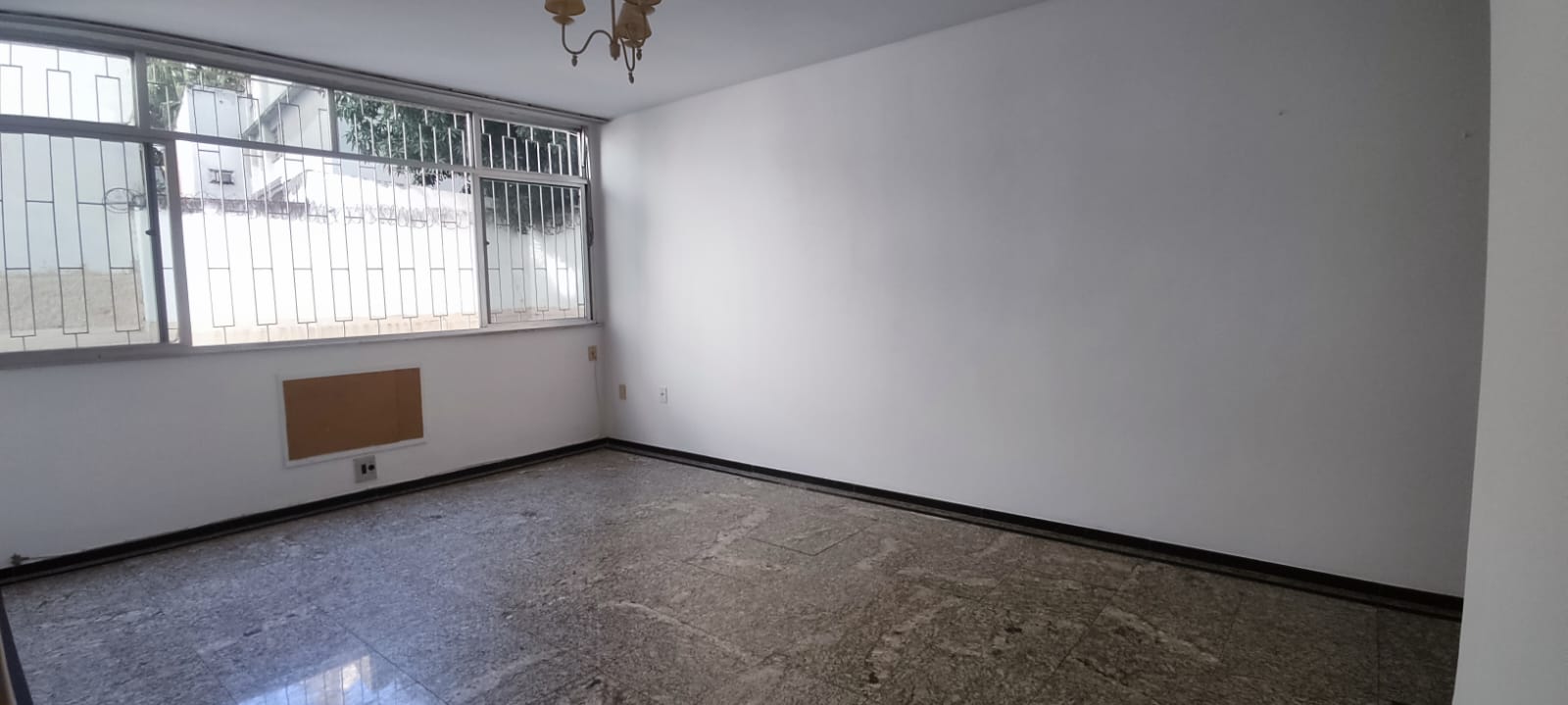 Imagem Apartamento com 2 Quartos à Venda, 77 m²em Icaraí - Niterói