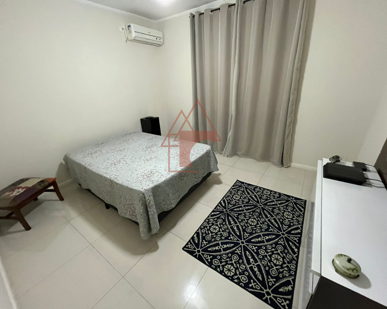 Imagem Sobrado com 3 Quartos à Venda, 155 m²em Vila Ponte Nova - Cubatão Imagem Sobrado com 3 Quartos à Venda, 155 m²em Vila Ponte Nova - Cubatão