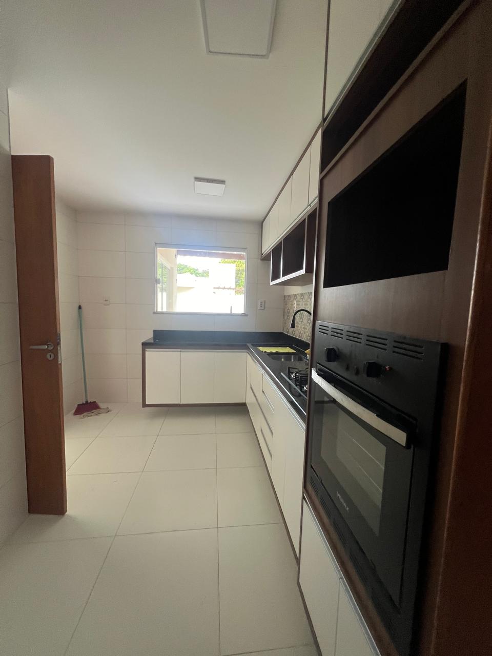 Imagem Casa com 3 Quartos para Alugar, 89 m²em Busca Vida (Abrantes) - Camaçari