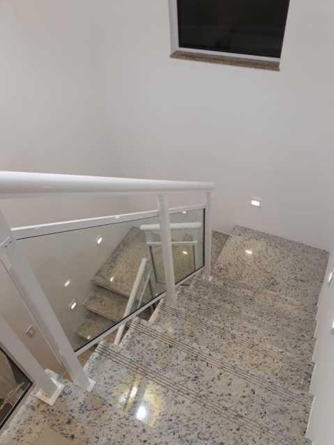 Imagem Casa de Condomínio com 2 Quartos à Venda, 130 m²em Três Pontes - Itaboraí