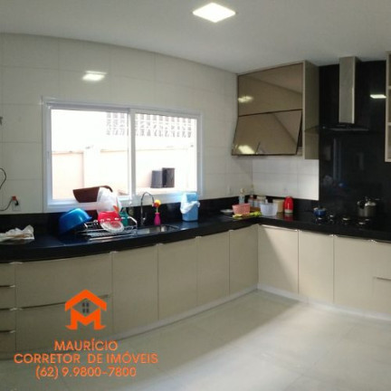 Imagem Casa com 3 Quartos à Venda, 275 m²em Santa Genoveva - Goiânia