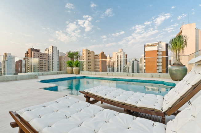 Imagem Cobertura com 4 Quartos à Venda, 463 m² em Água Verde - Curitiba