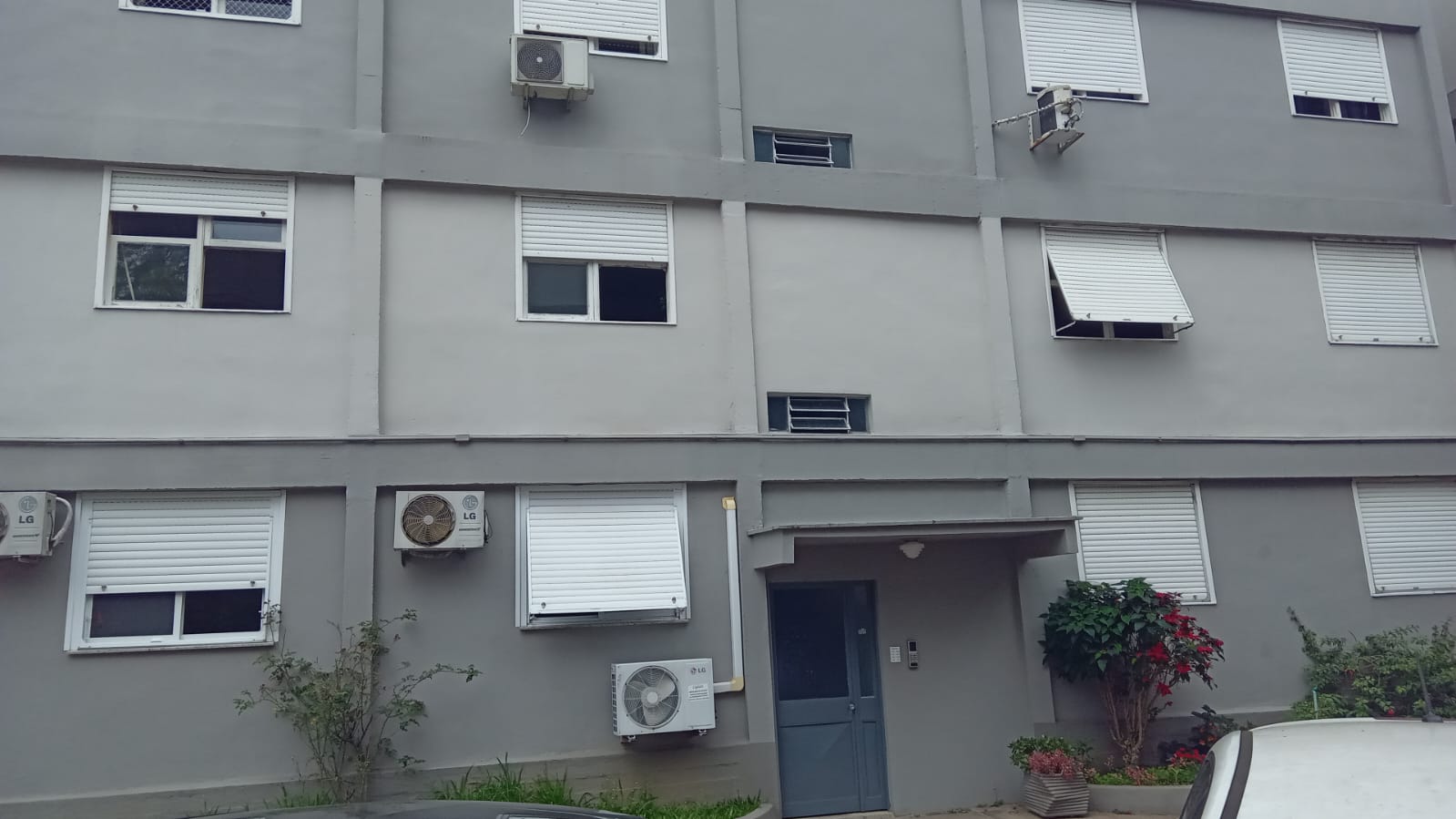 Imagem Apartamento com 2 Quartos à Venda, 48 m² em Sarandi - Porto Alegre