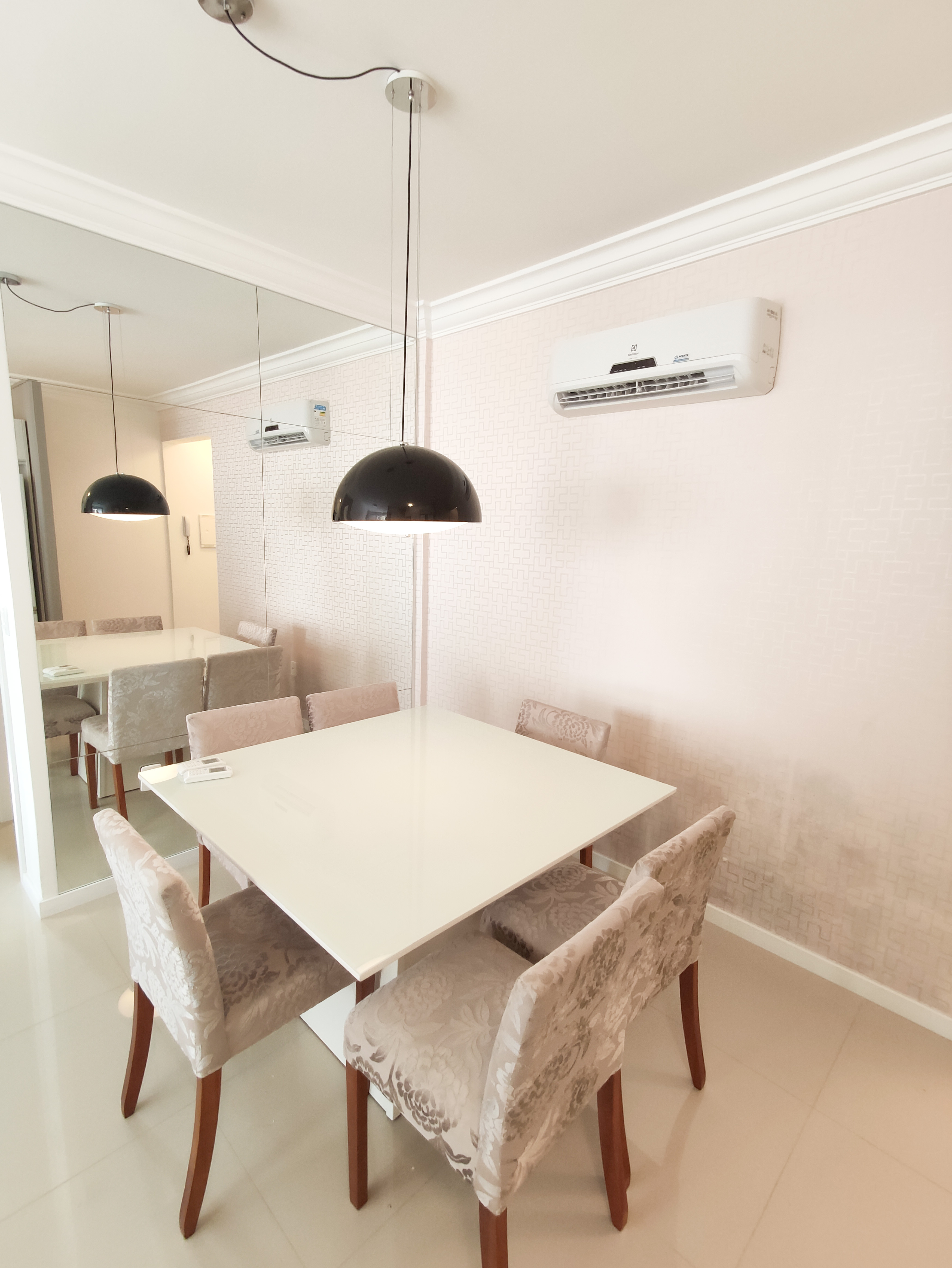 Imagem Apartamento com 2 Quartos à Venda, 72 m²em Tabuleiro - Camboriú