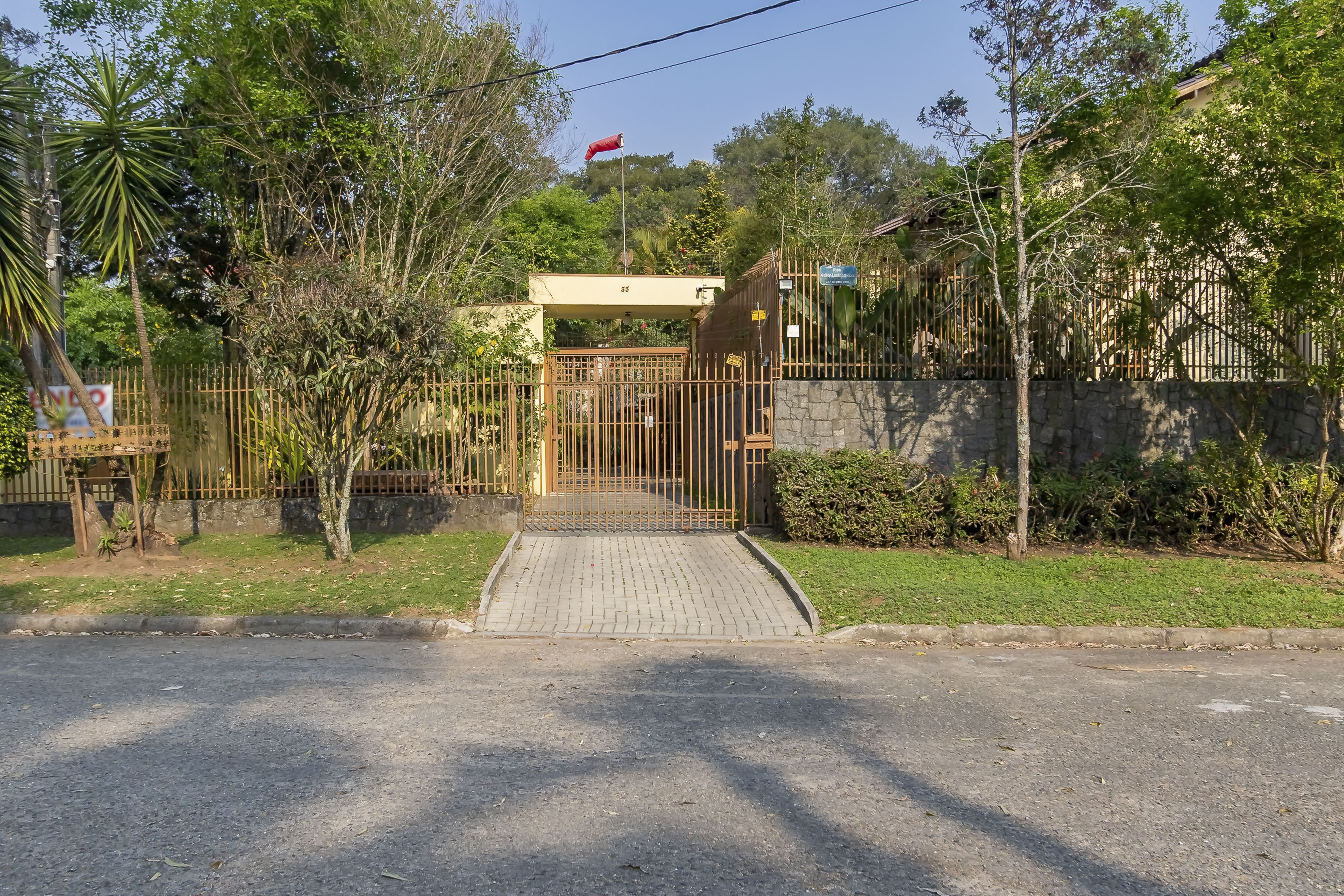 Imagem Casa de Condomínio com 3 Quartos à Venda, 278 m²em Vista Alegre - Curitiba Imagem Casa de Condomínio com 3 Quartos à Venda, 278 m²em Vista Alegre - Curitiba